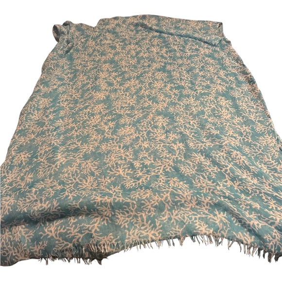 12 different women’s fashion scarves 10$ each obo - Picture 2 of 13